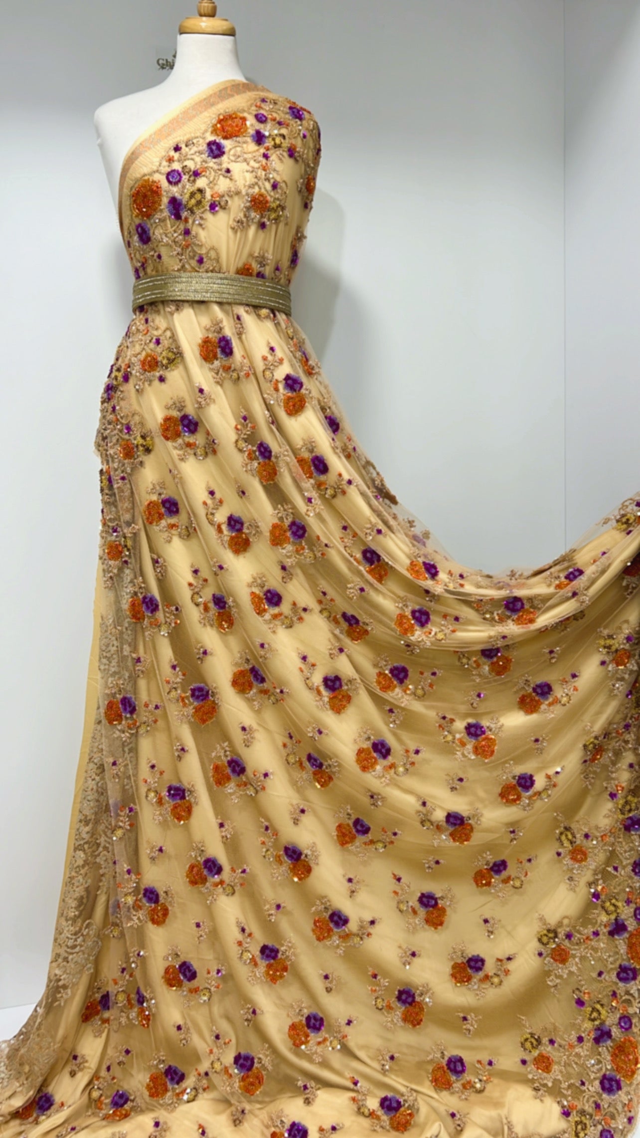 DENTELLE DE CALAIS PERLEE